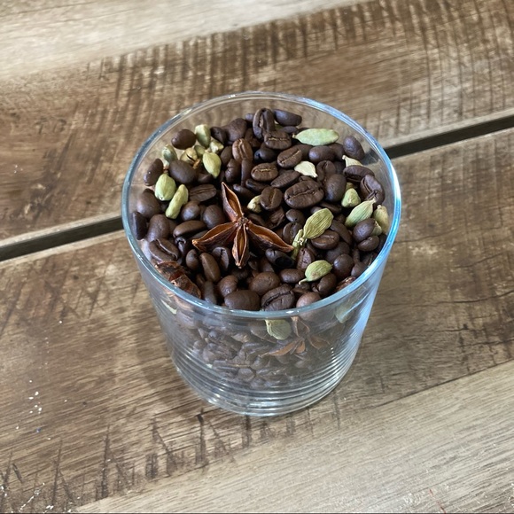 Closets are a form of personal art and expression - Picture 6 of 6